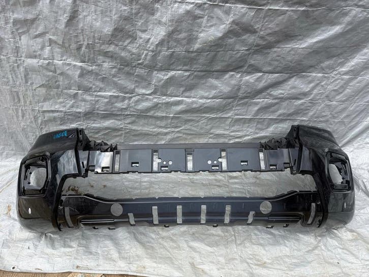 Voorbumper Ford Ranger Wildtrack 2020, Auto-onderdelen, Carrosserie, Gebruikt, Verzenden