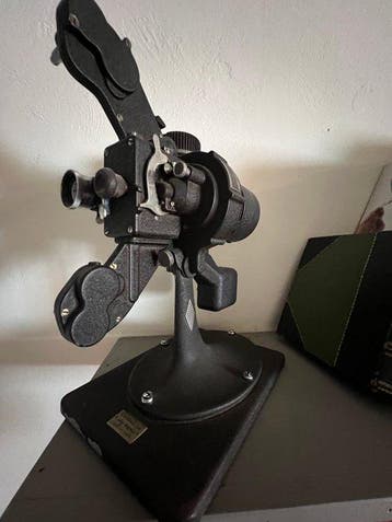 Bell & Howell Filmo Master Filmprojector
