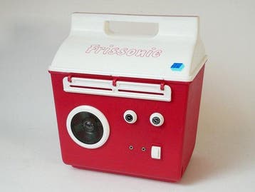 Generic - Frissonic Cooler Box AM/FM / Novelty Can Radio -