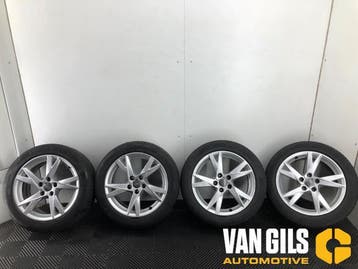 Sportvelgenset + banden Audi A4 O289915