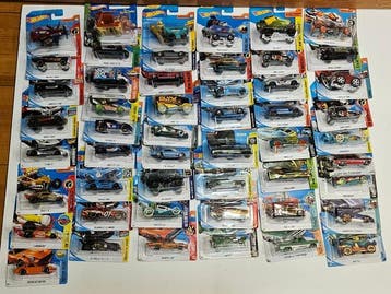 Hot Wheels 1:64 - Modelauto (51) - Hot Wheels assortimento, Nieuw
