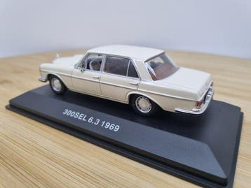 IXO 1:43 - Voiture miniature - Mercedes-Benz 300SEL 6.3 W109