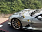 BBR 1:18 - Voiture de sport miniature - Ferrari 812