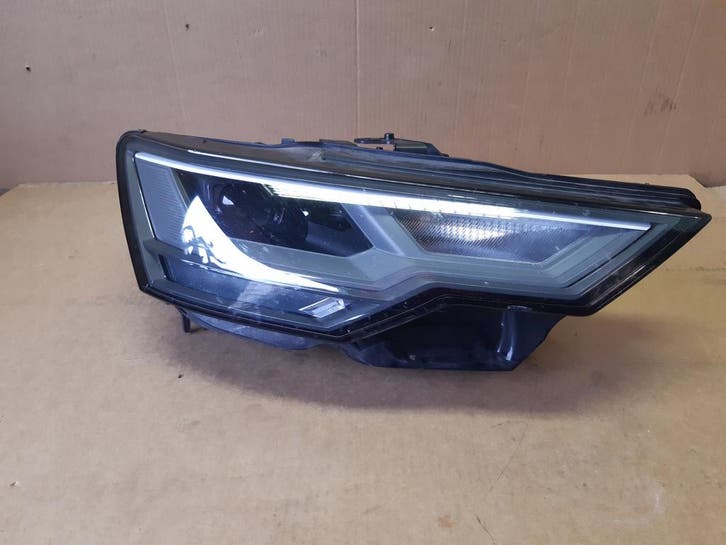 Audi A6 C8 4K0 rechter voorlamp Full LED, Auto-onderdelen, Verlichting, Gebruikt, Verzenden