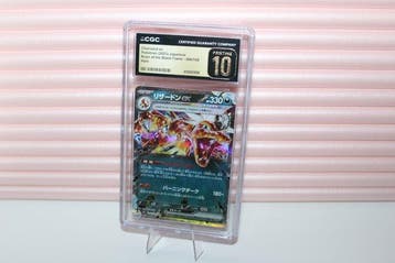 Pokémon - 1 Graded card - Charizard 066/108 Foil, Full art -