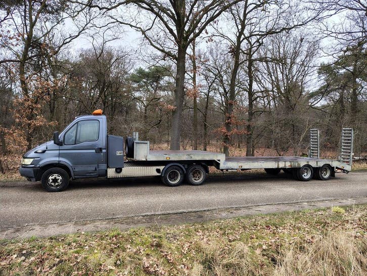 Veiling: BE-Combinatie Iveco Daily 40C17 3.0 Diesel 170PK 20, Auto's, Vrachtwagens, Ophalen