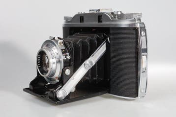 Agfa Isolette III Solinar 3.5/75mm | Meetzoeker camera, Nieuw