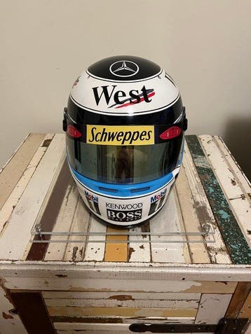 Mclaren - F1 - Mika Hakkinen - 1999 - Réplique de casque