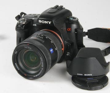 Sony 500 + Sony 16-80 mm Digitale reflex camera (DSLR)