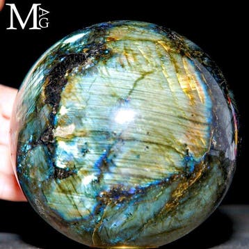 Blauw- en goudflitsende labradoriet uit Madagaskar - Grote