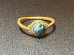 Oud-Romeins Goud Elegante ring met een stijlvolle turkoois, Antiek en Kunst