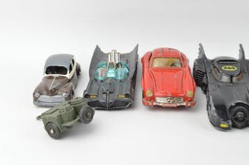 Dinky Toys - Jouet Dinky, Corgi, Mercedes, Batmobile. Tank,, Hobby en Vrije tijd, Nieuw