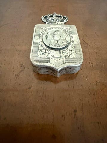 Doos - Zilver - Griekse koninklijke huwelijksgeschenk