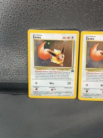 Pokémon - 2 Card - Eevee Promo - WOTC - Fossil, Hobby en Vrije tijd, Nieuw