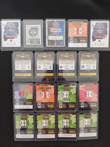 Panini, Topps - 17 Mixed collection