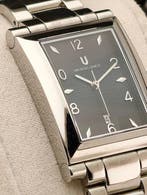 Universal Genève - Tank - Sans prix de réserve - 845223 -