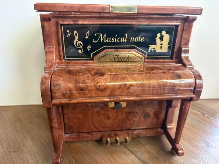 Musical Note - Sieradendoos (6) - klassic - Verguld messing,, Antiek en Kunst, Curiosa en Brocante