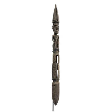 Uitgesleten beschermengel-figuur - Pagar - Dayak - Indonesië