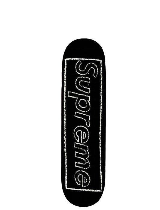 Kaws (1974) - NO RESERVE Kaws x Supreme Skateboard Chalk, Antiquités & Art, Art | Objets design