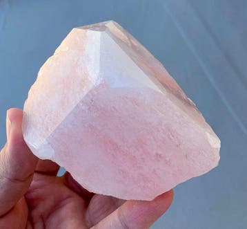 Morganiet jumboformaat kristal – prachtige natuurlijke roze
