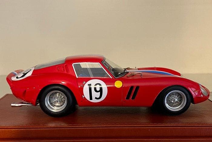 DCN 1:18 - Model raceauto - Ferrarii - Le Mans, Hobby & Loisirs créatifs, Voitures miniatures | 1:5 à 1:12