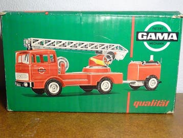 Gama - Speelgoed voertuig - Fire Truck With Pump Trailer