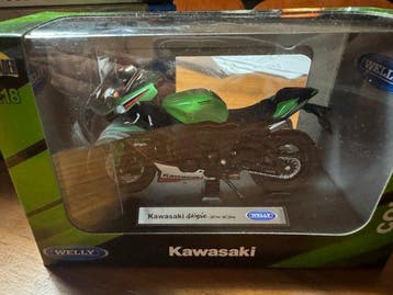 Welly 1:18 - Voiture miniature (5) - Kawasaki Ninja ZX10R,