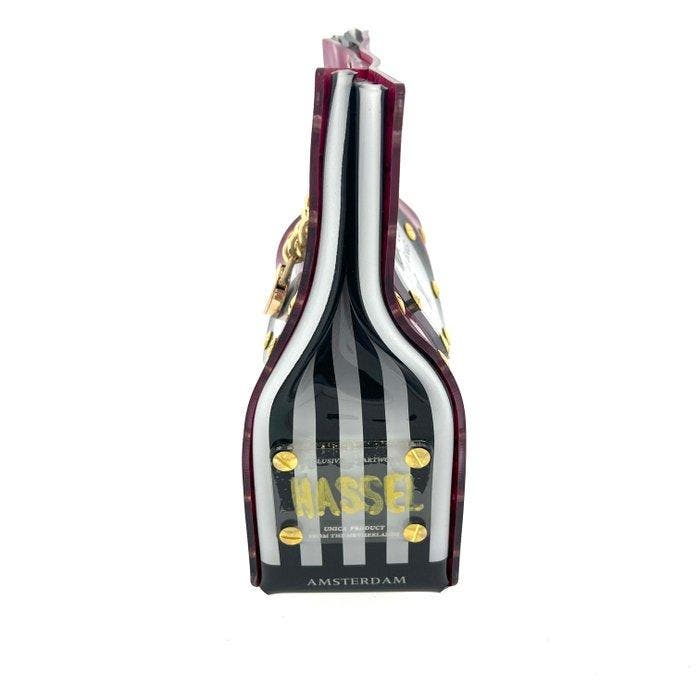 Ad van Hassel (1953) - Luxury Louis Vuitton Goodie Bag, Antiquités & Art, Art | Objets design