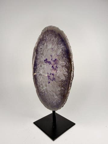 Agate avec géode de cristal de roche sur socle Géode -, Collections