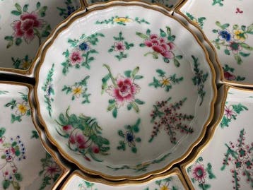 Chinese Famille Rose porseleinen zoetwarenset, 7-delig,, Antiek en Kunst