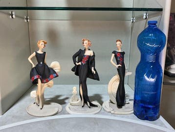 ADL - Figurine - Donne chic mannequin in abiti eleganti (3)