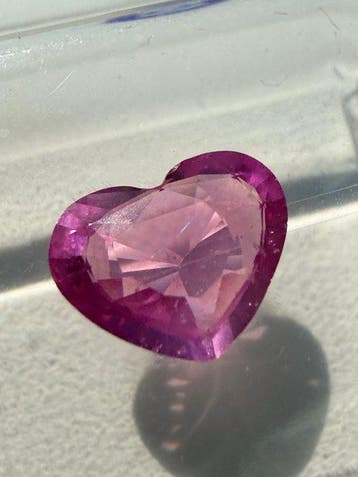 Rose Saphir - 1.04 ct - Antwerp Laboratory for Gemstone, Bijoux, Sacs & Beauté