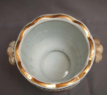 Pot de fleurs - Porcelaine