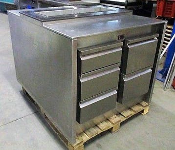 RVS Koelwerkbank, Saladette met 7 lades en een trekdeur,, Nieuw in verpakking