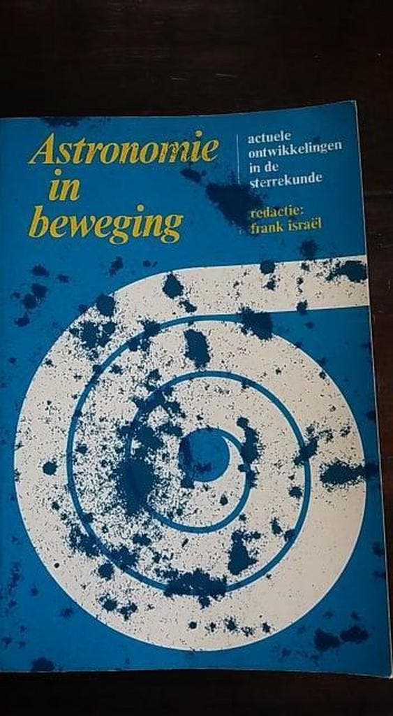 Astronomie in beweging 9789010105875 F. Israel, Boeken, Overige Boeken, Gelezen, Verzenden