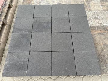 Veiling - 64,80 M2 Betonsteen Zwart 20x20x6 Cm, Tuin en Terras, Nieuw