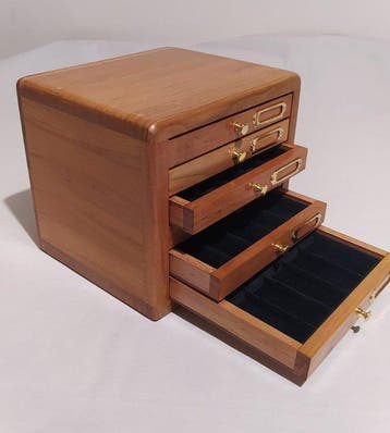 Bureauset - Hout (Kers), Nieuw