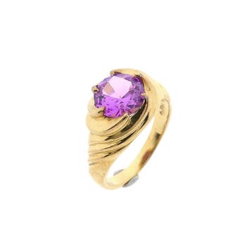 Vintage gouden ring met een synthetische paarse edelsteen, Handtassen en Accessoires, Ringen, Gebruikt, Paars, Ophalen of Verzenden