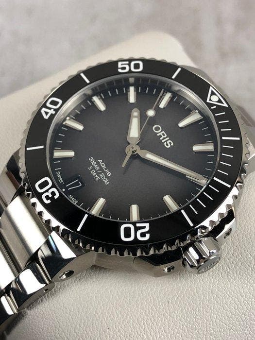 Oris - Aquis Date Calibre 400 Automatic - 01 400 7769, Bijoux, Sacs & Beauté, Montres | Hommes