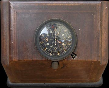 Universal Geneve A. Cairelli Militaire horloge van bakeliet