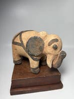 Magnifique éléphant - Yoruba - Nigeria (Sans prix de