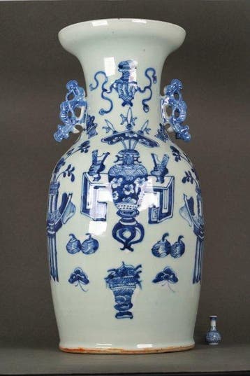 Vase balustre - Porcelaine - Chine - Dynastie Qing
