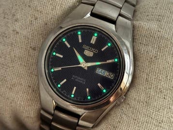 Seiko - Seiko 5 Automatic Day-Date - Zonder minimumprijs -