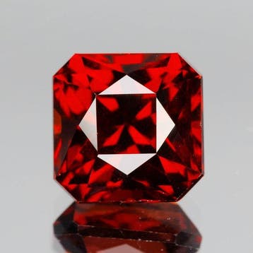 Zonder minimumprijs - 1 pcs Rood Granaat, Rhodoliet - 3.50, Nieuw