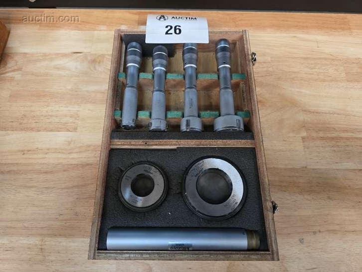 3 punts binnen micrometer set Mitutoyo, Articles professionnels, Machines & Construction | Travail du métal, Enlèvement