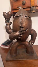 Juan Garcia Ripolles (1932) - Figure with heart - bronze