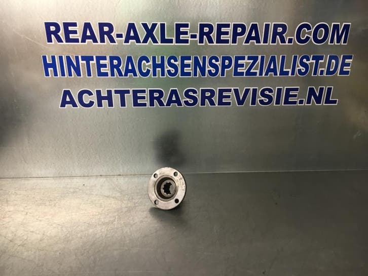 Salisbury 4HA aandrijfasflens Jaguar Maserati (Achteras), Auto-onderdelen, Remmen en Aandrijving, Nieuw, Jaguar, Maserati, Verzenden