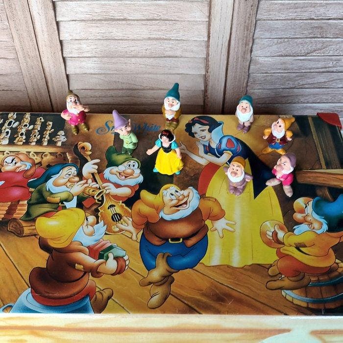 Disney - Figuur - Sneeuwwitje en de Zeven Dwergen poppetjes, Collections, Disney