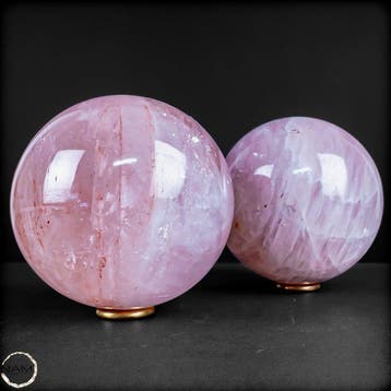 Vuur & Tederheid – Twee kristallen bollen, die het licht van