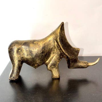Abdoulaye Derme - Sculpture, Rhinocéros silencieux stylisé